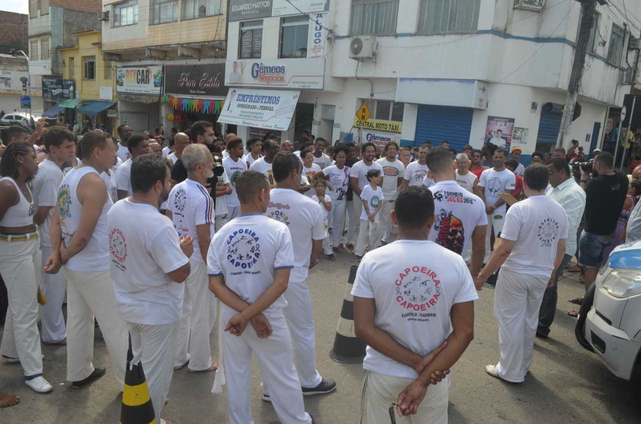 Camacã: Prefeito Interino Paulo do Gás participa de Homenagem a Mestre Medicina